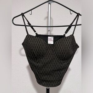 No boundaries Black/gold Shimmer Retro Crop Top New With Tags. Halloween cat